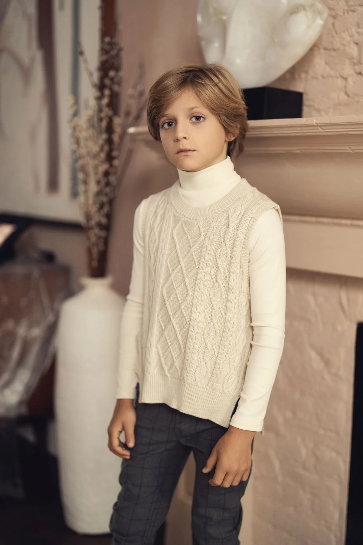 Grey Grid Collection - Image 4