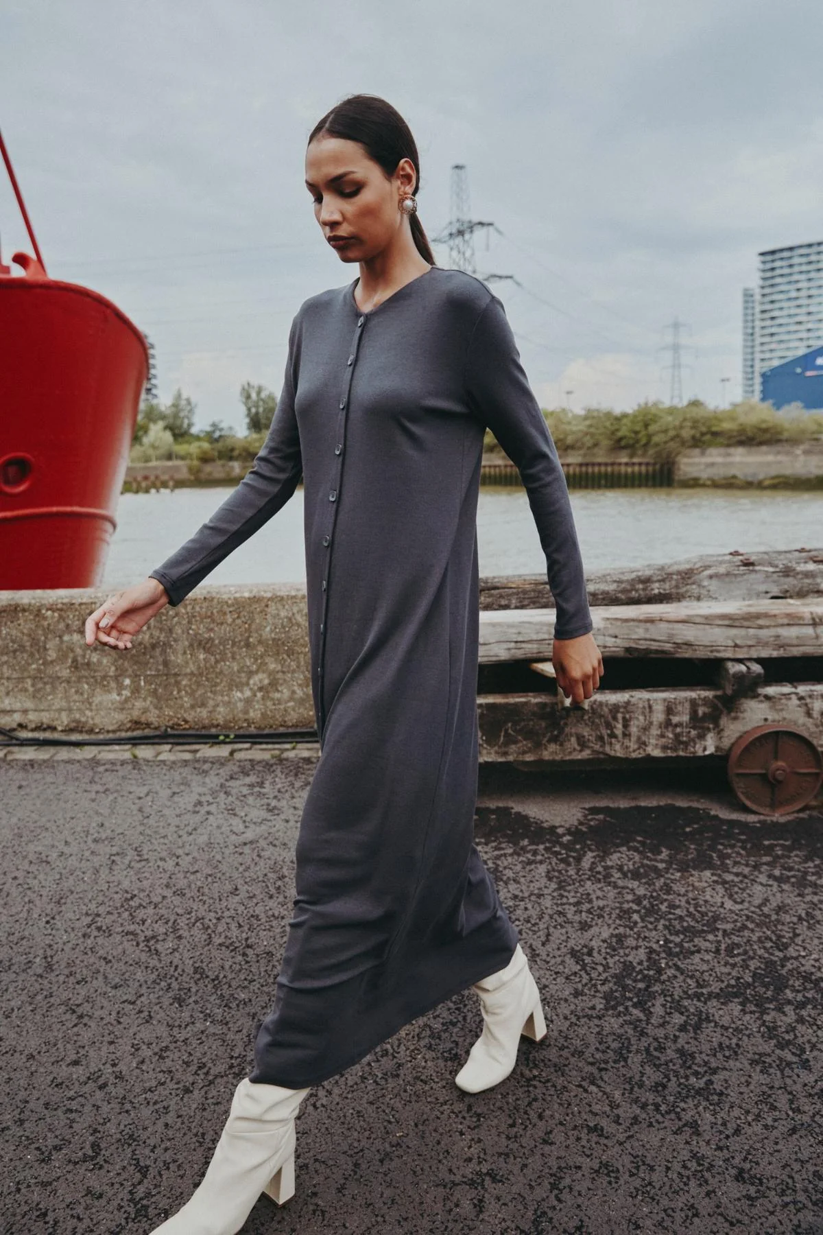Ribbed Button Maxi Charcoal - Image 3